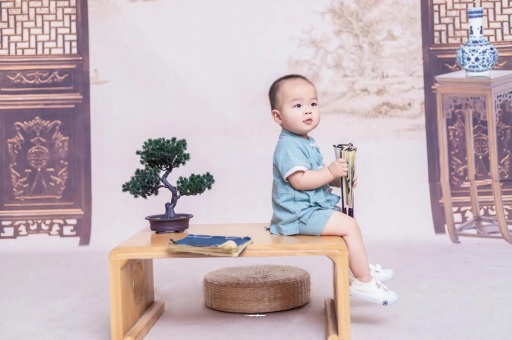 河间宝宝几个月认人